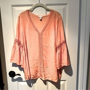 Peach Boho Bell Sleeve V-Neck Women's Top by Spence. Size Small